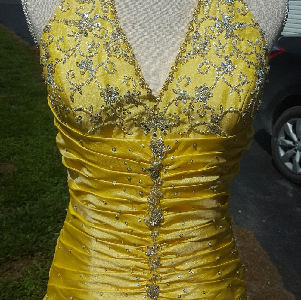 Mori Lee prom dress